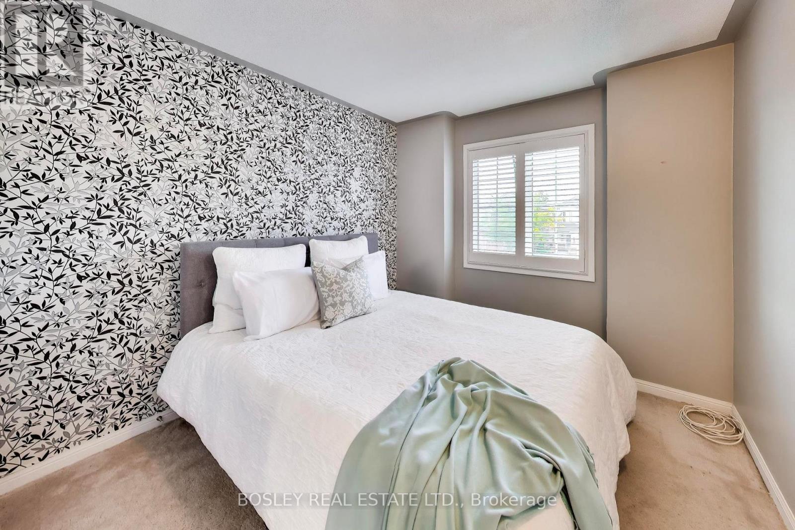 57 Longueuil Place — photo 15