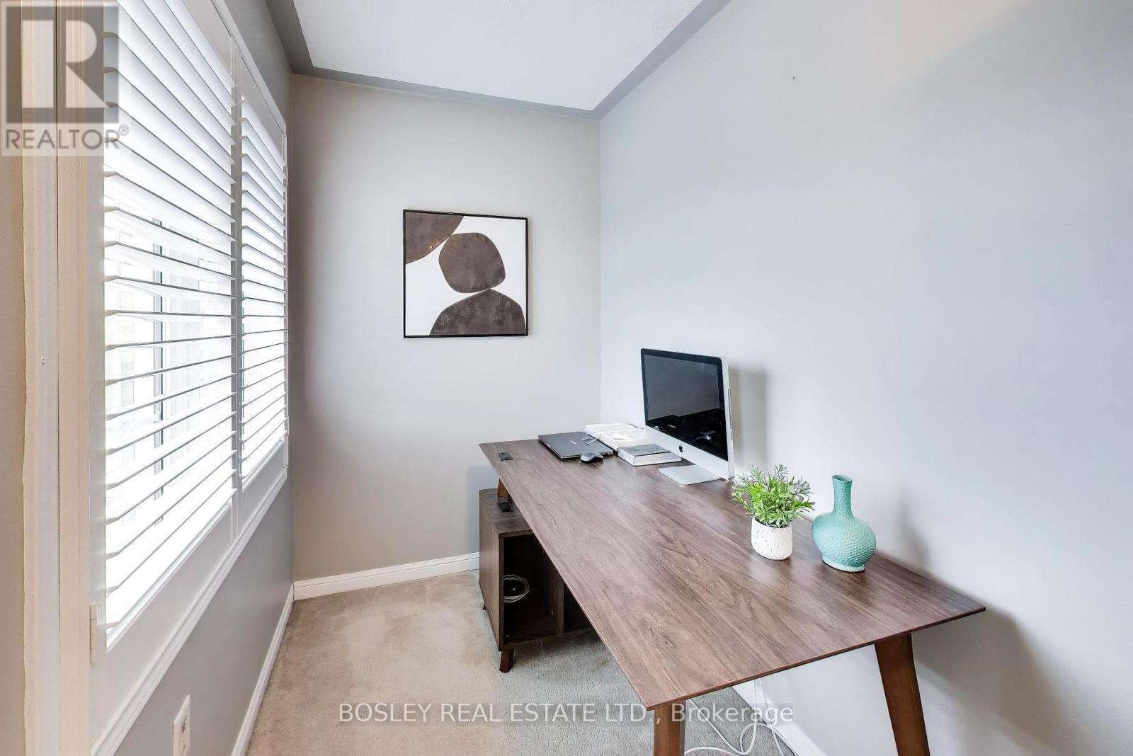 57 Longueuil Place — photo 17