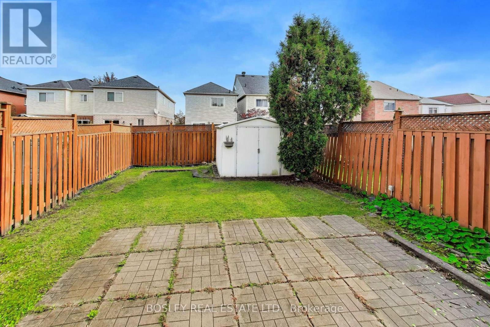 57 LONGUEUIL PLACE - 29