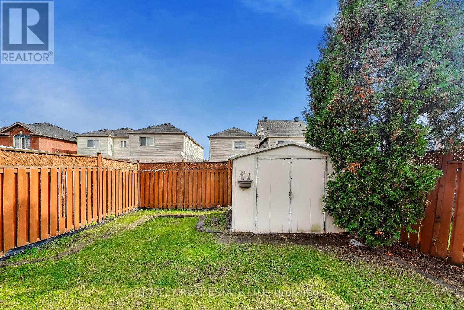 57 LONGUEUIL PLACE - 31