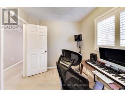 57 Longueuil Place, Whitby, ON L1R3G9 Photo 19