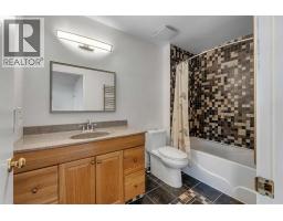 225 Riverwood Close Se, Calgary, AB T2C3Z4 Photo 25