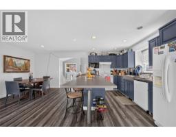 Living room - 1212 Cerise Drive, Kelowna, BC V1Y9R8 Photo 8