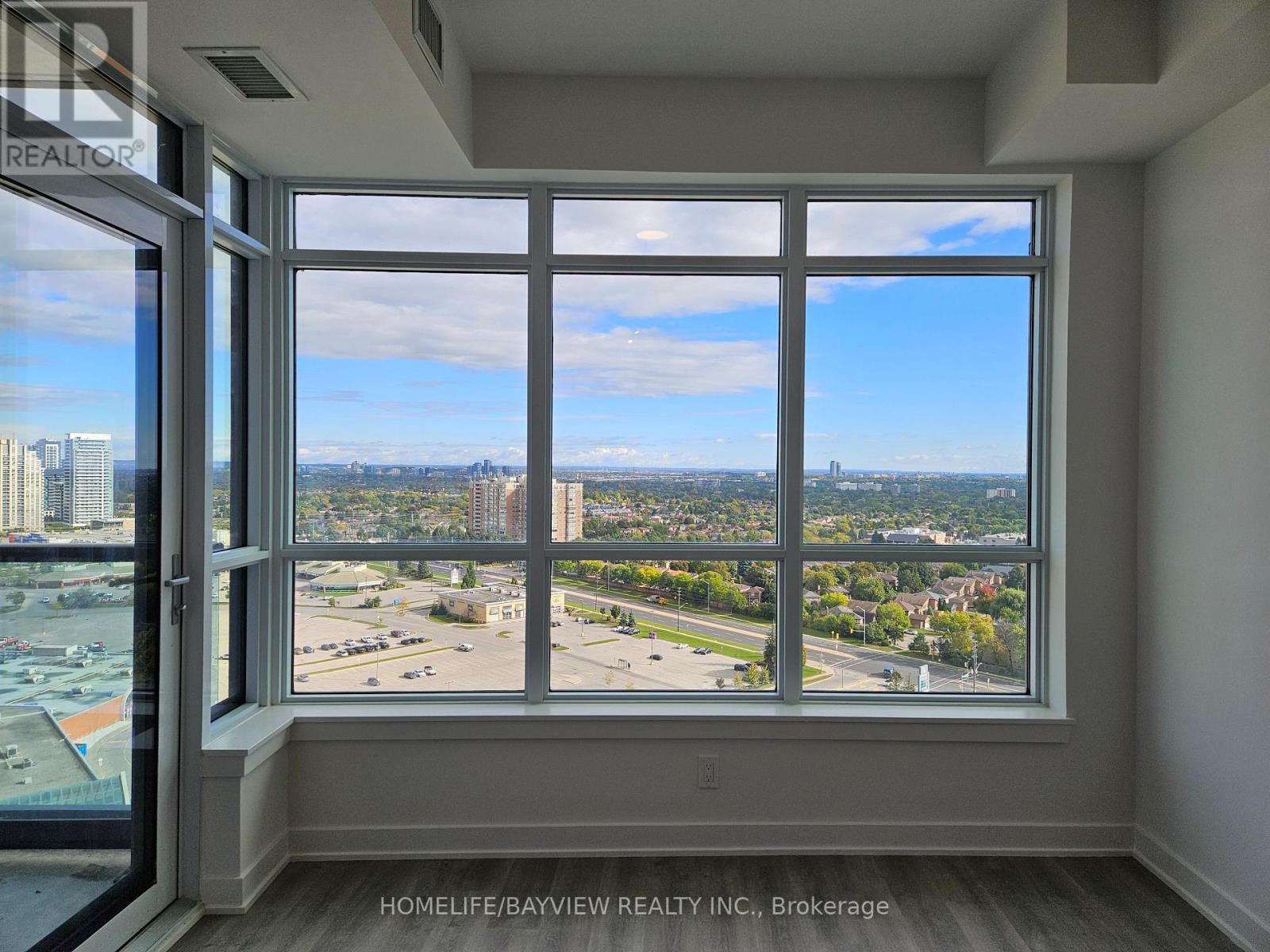 50 Upper Mall Way — photo 12