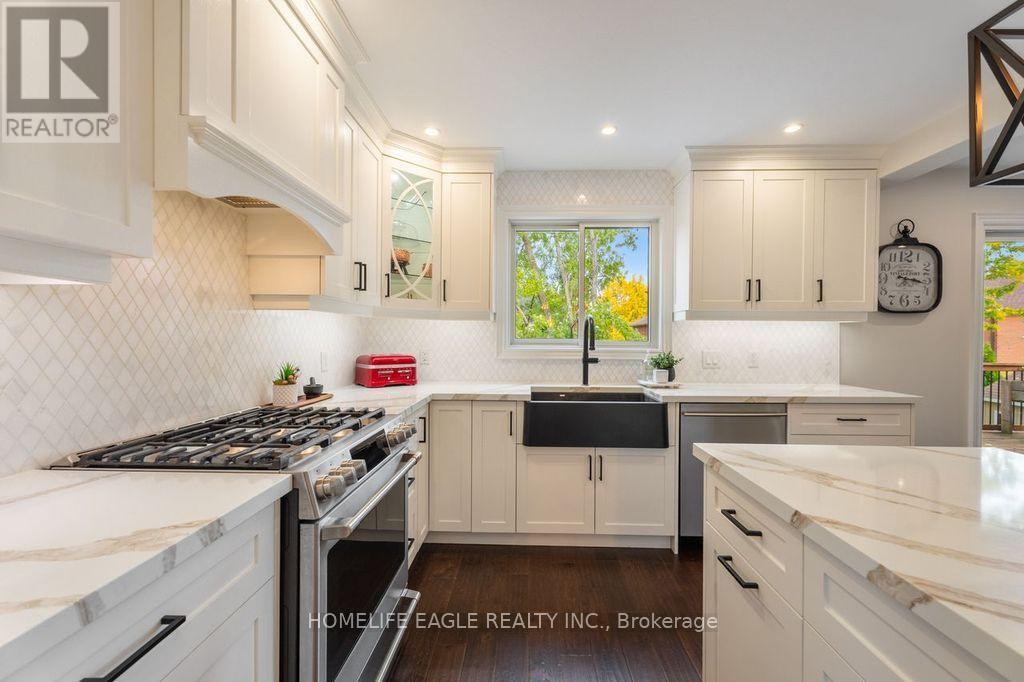 255 Savage Road, Newmarket, ON photo 9