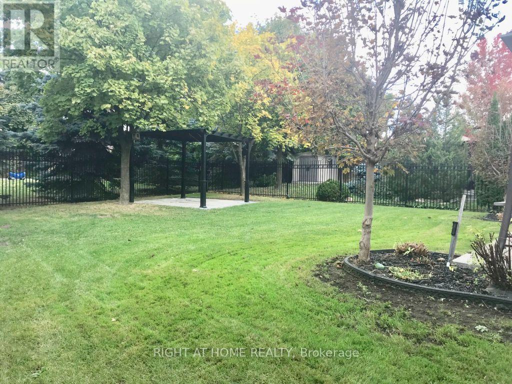 106 Avdell Avenue — photo 18