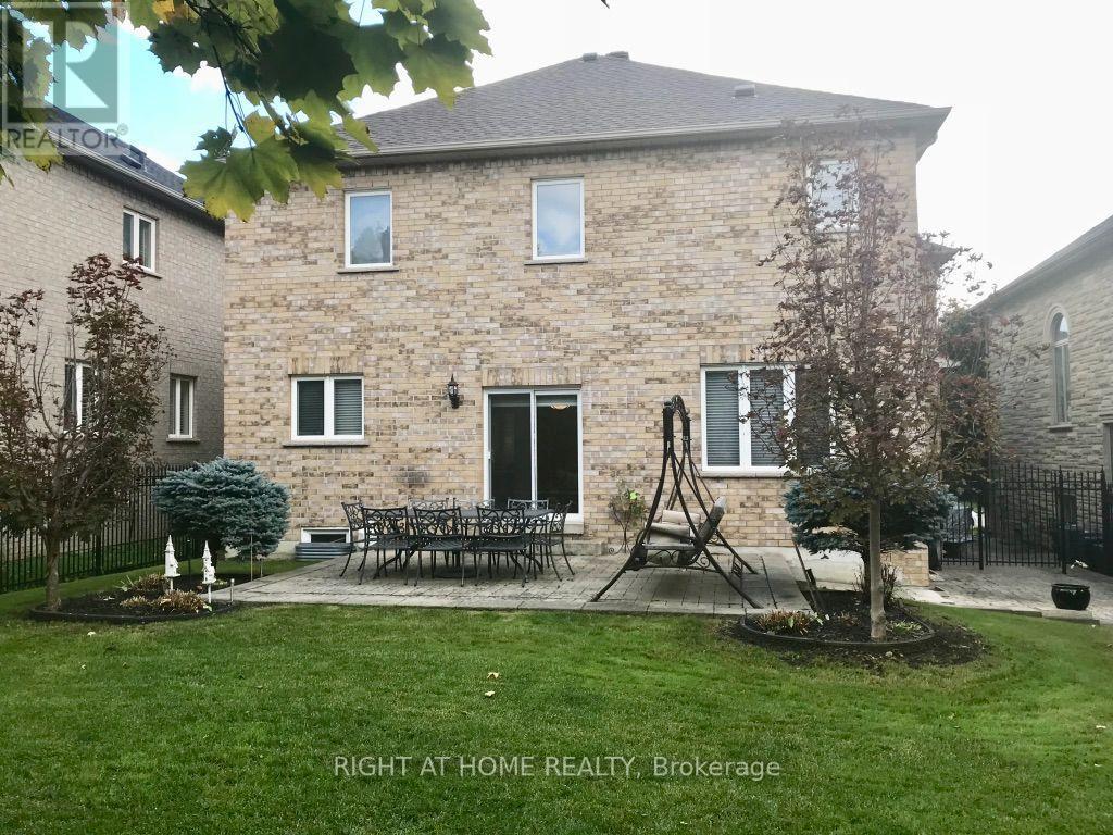 106 Avdell Avenue — photo 19