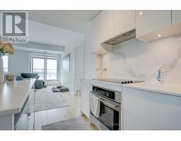 712 - 8 Beverley Glen Boulevard, Vaughan, ON L4J0L4 Photo 20