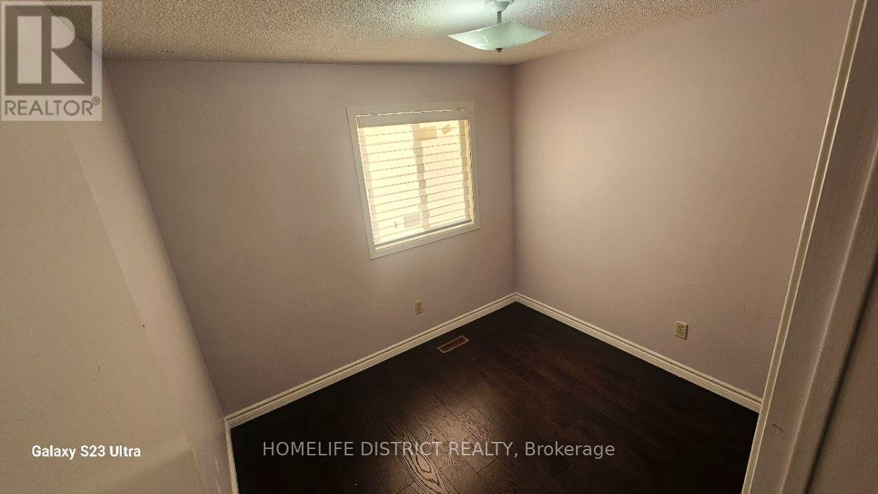 72 Stather Crescent — photo 12
