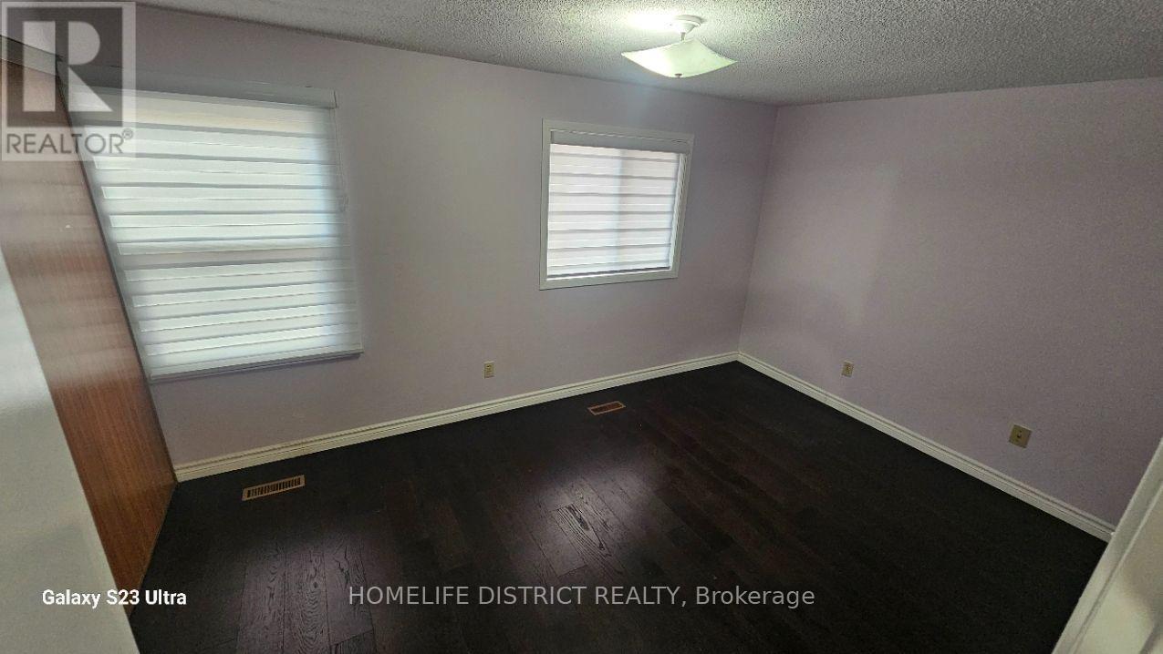 72 Stather Crescent — photo 8