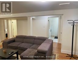 Bsmt - 48 Sunnywood Crescent, Richmond Hill, ON L4C6W3 Photo 13