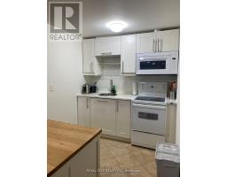 Bsmt - 48 Sunnywood Crescent, Richmond Hill, ON L4C6W3 Photo 15