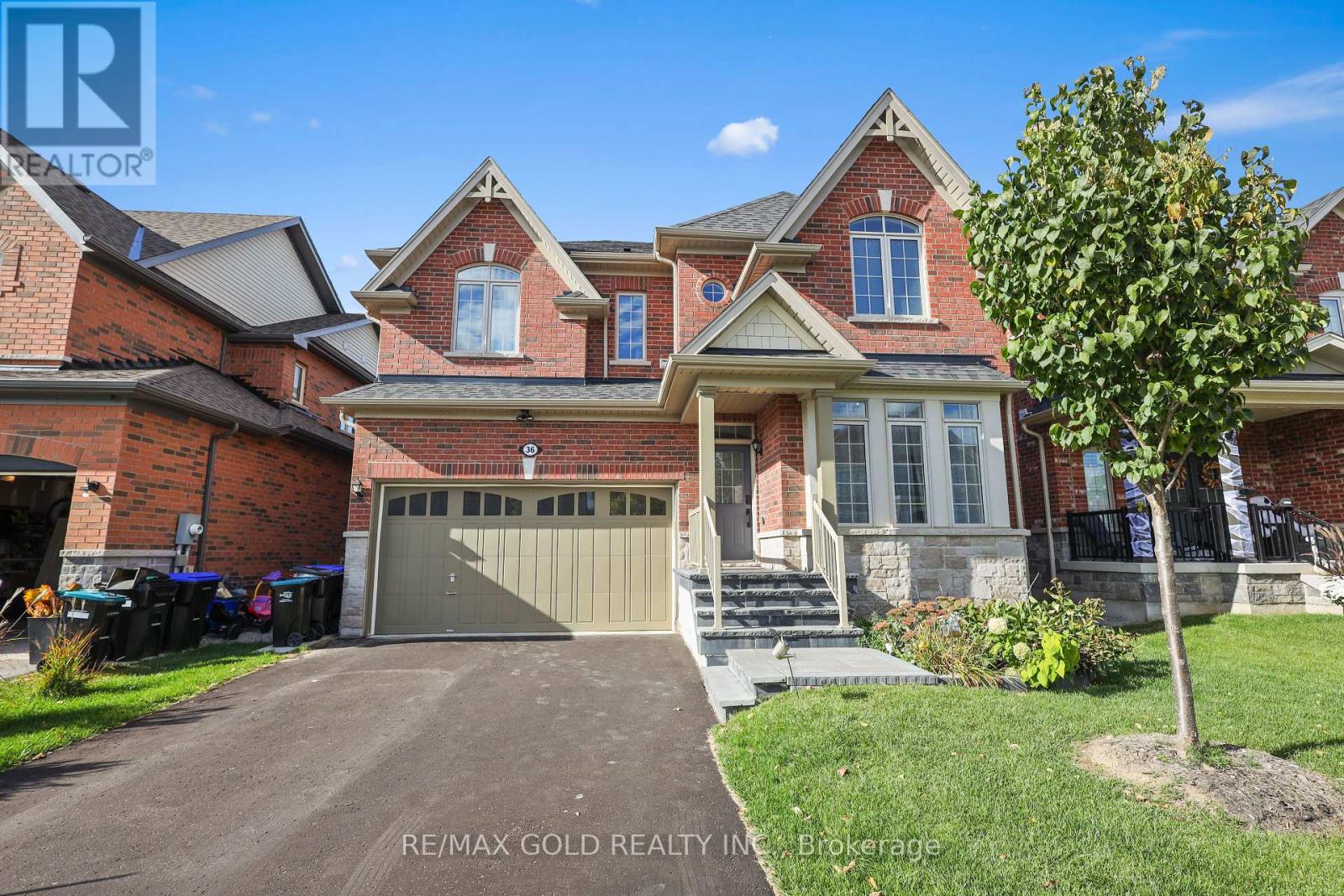 36 Samuel Crescent, Springwater, ON photo 2