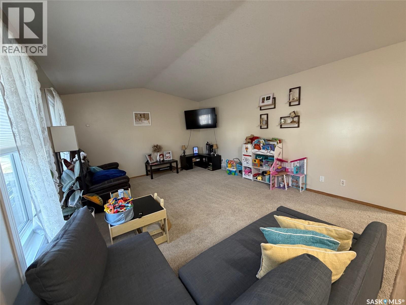 142 Darlington STREET E, Yorkton — photo 13