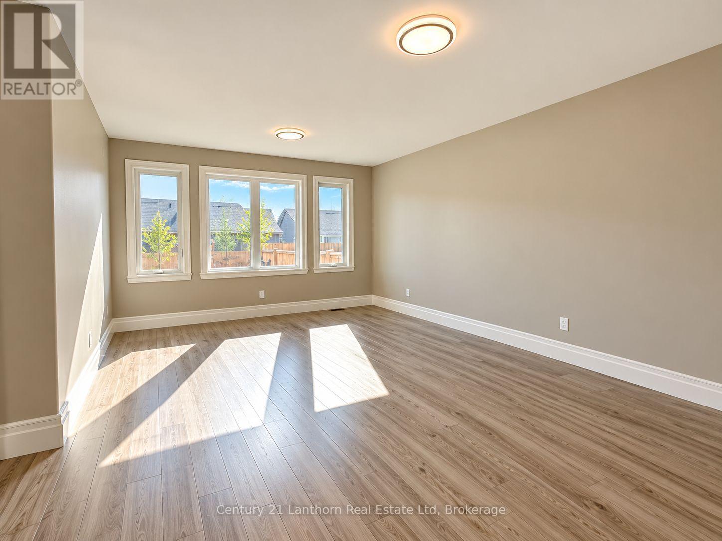 8 Allen Street — photo 11