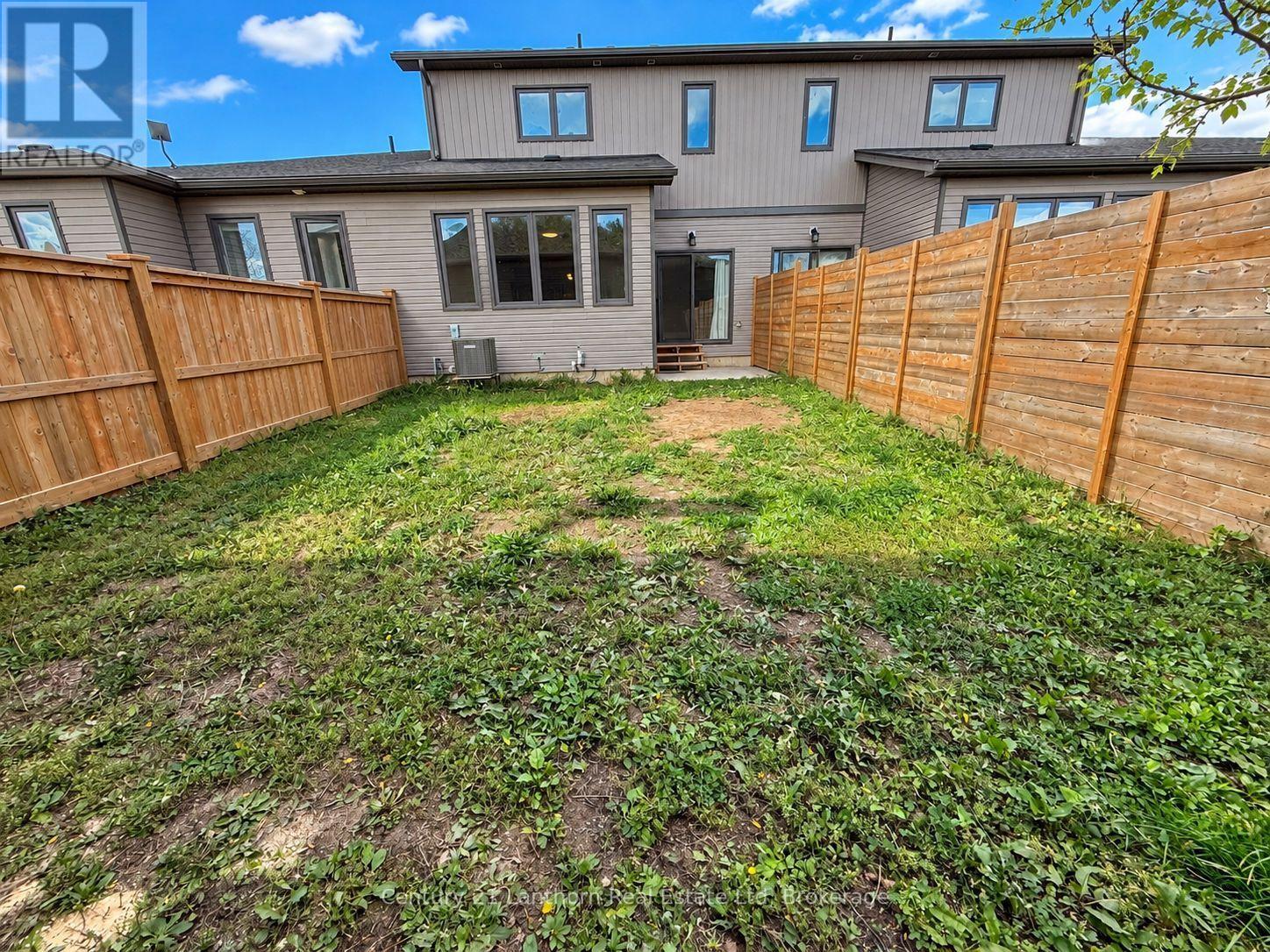 8 Allen Street — photo 27