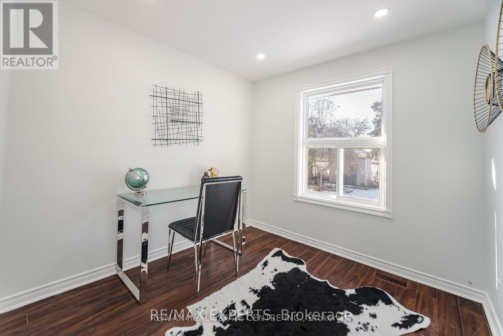 35 Edgemont Drive — photo 16
