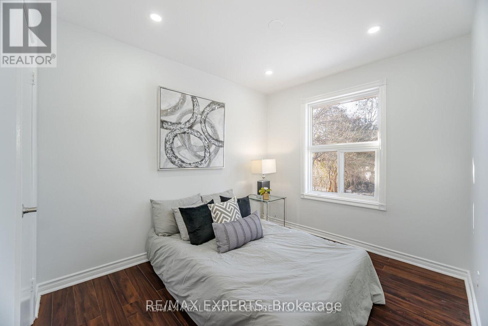 35 Edgemont Drive — photo 18