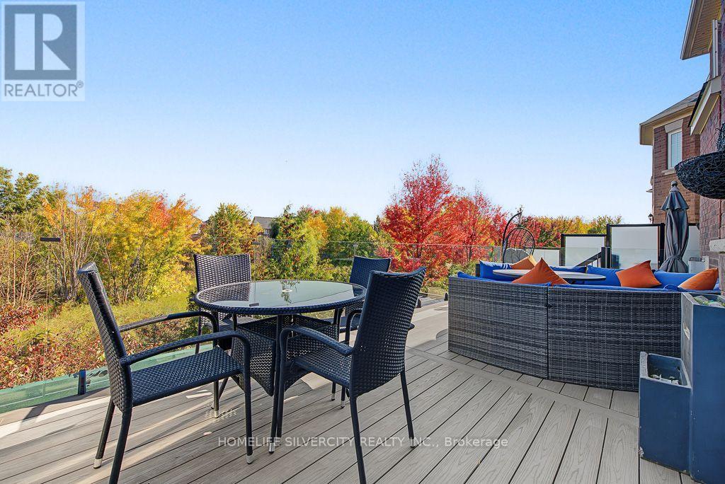 483 Hinchey Crescent — photo 38