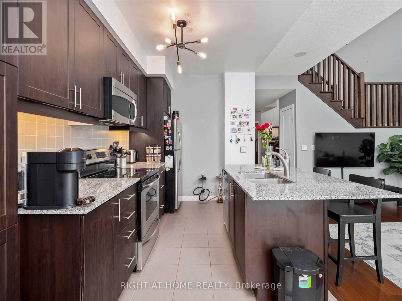 3101- 223 Webb Drive, Mississauga, ON photo 4
