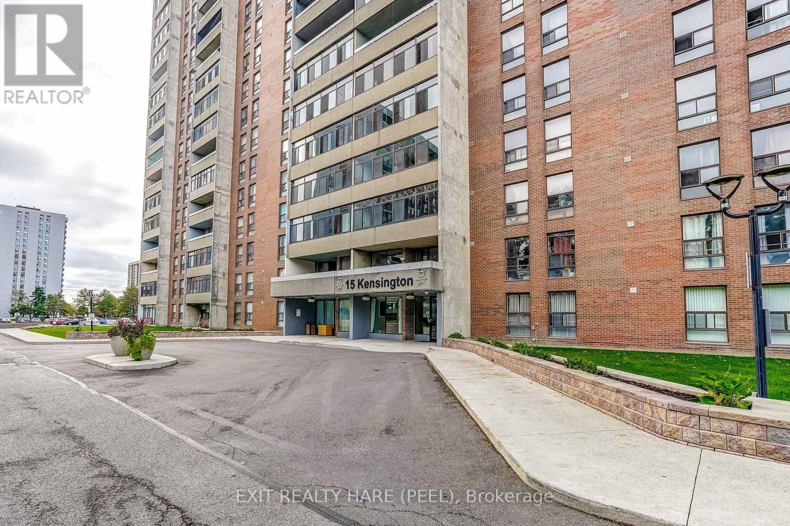 1005- 15 Kensington Road, Brampton, ON photo 3