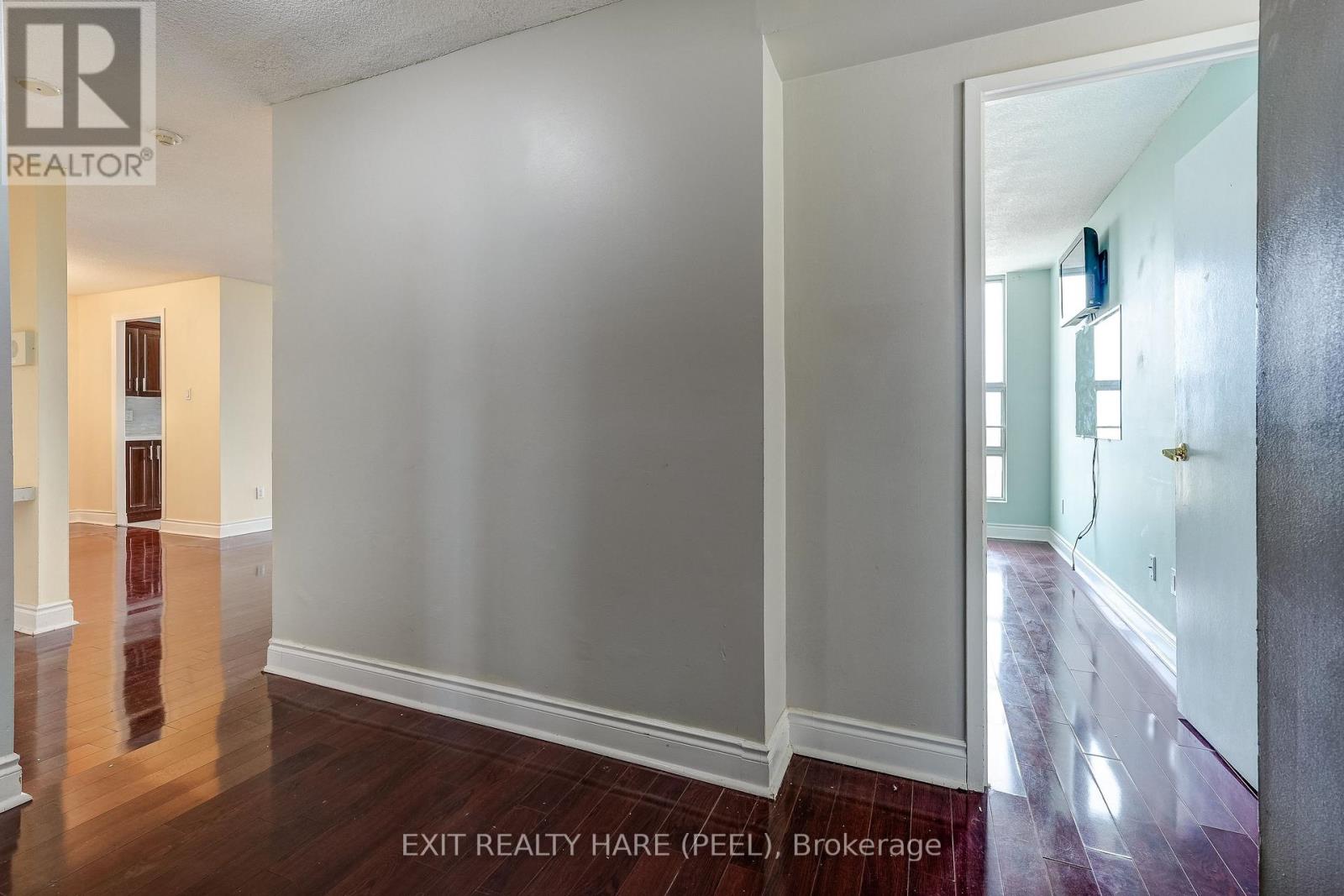 1005- 15 Kensington Road, Brampton, ON photo 9