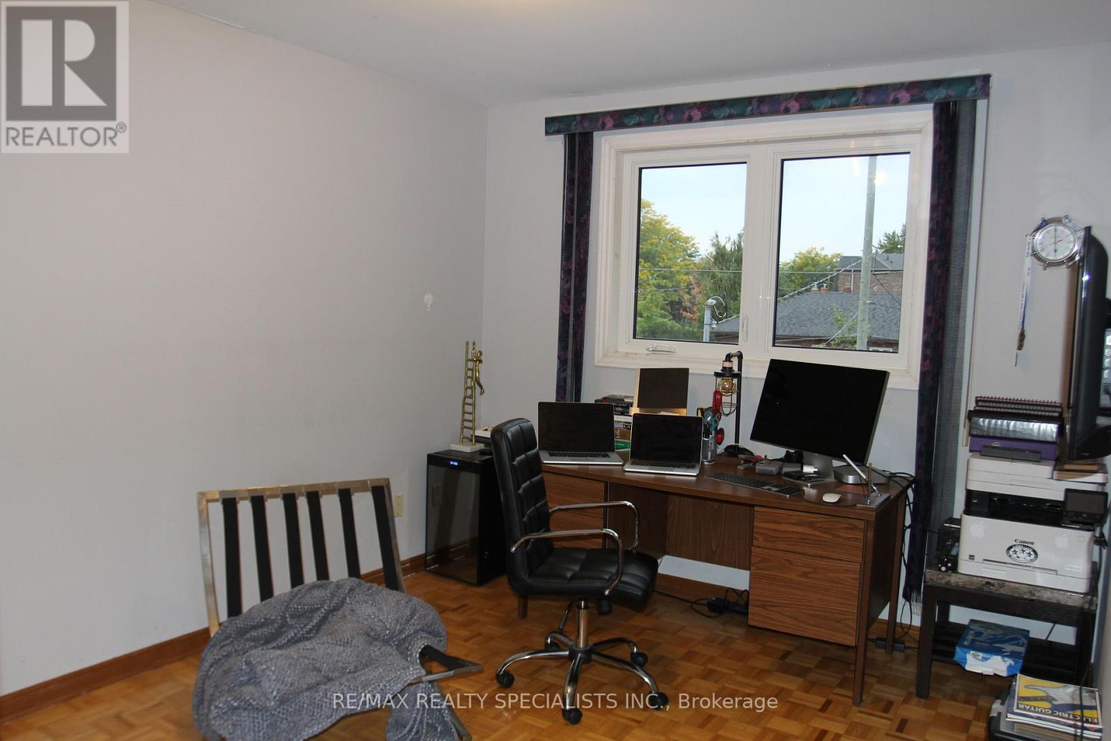 31 LABURNHAM AVENUE - 16