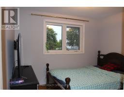31 Laburnham Avenue, Toronto, ON M8W1S6 Photo 18
