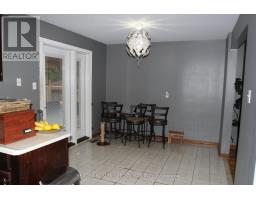 31 Laburnham Avenue, Toronto, ON M8W1S6 Photo 9