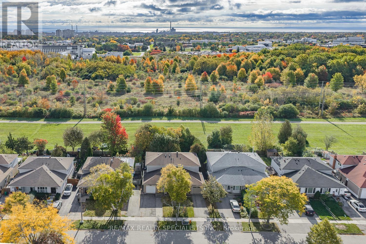 2494 BARCELLA CRESCENT - 35
