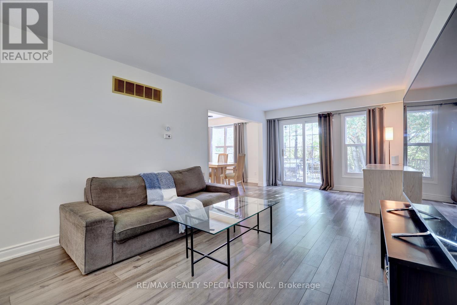 2494 BARCELLA CRESCENT - 7