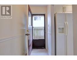 2494 Barcella Crescent, Mississauga, ON L5K1E2 Photo 15