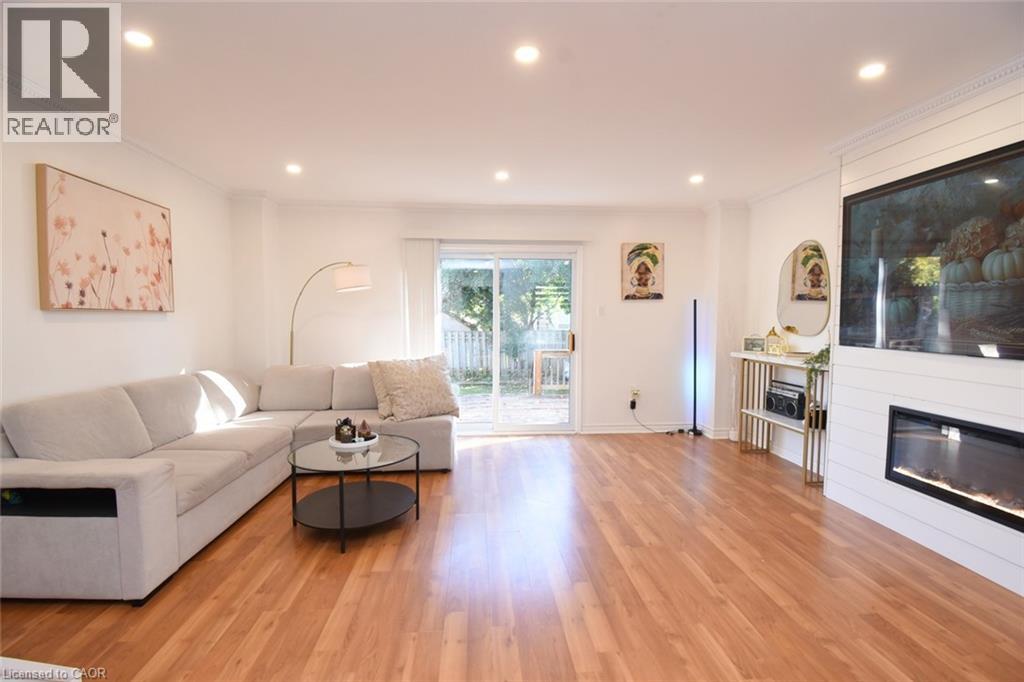 56 Enfield Crescent — photo 12