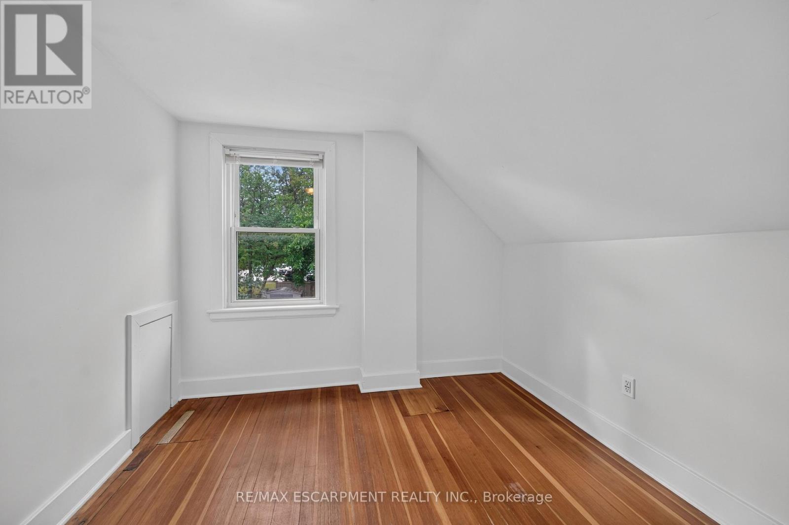 247 Homewood Avenue, Hamilton, ON photo 23