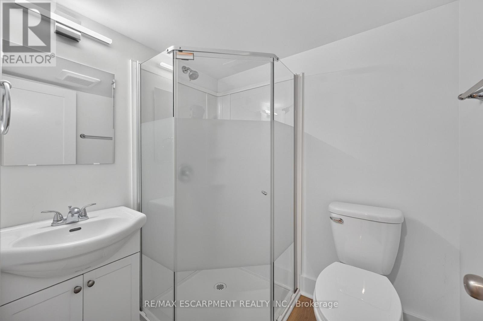 247 Homewood Avenue, Hamilton, ON photo 31