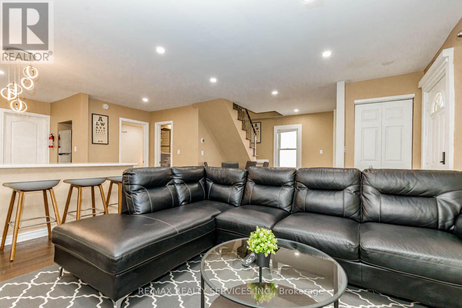 5315 Ontario Avenue, Niagara Falls, ON photo 14