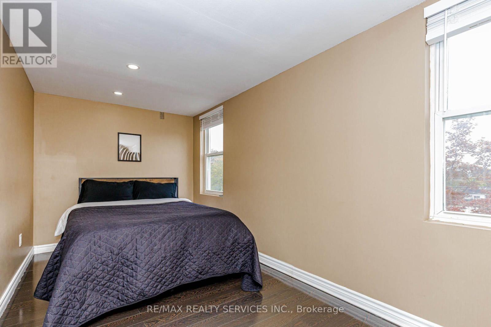 5315 Ontario Avenue, Niagara Falls, ON photo 28