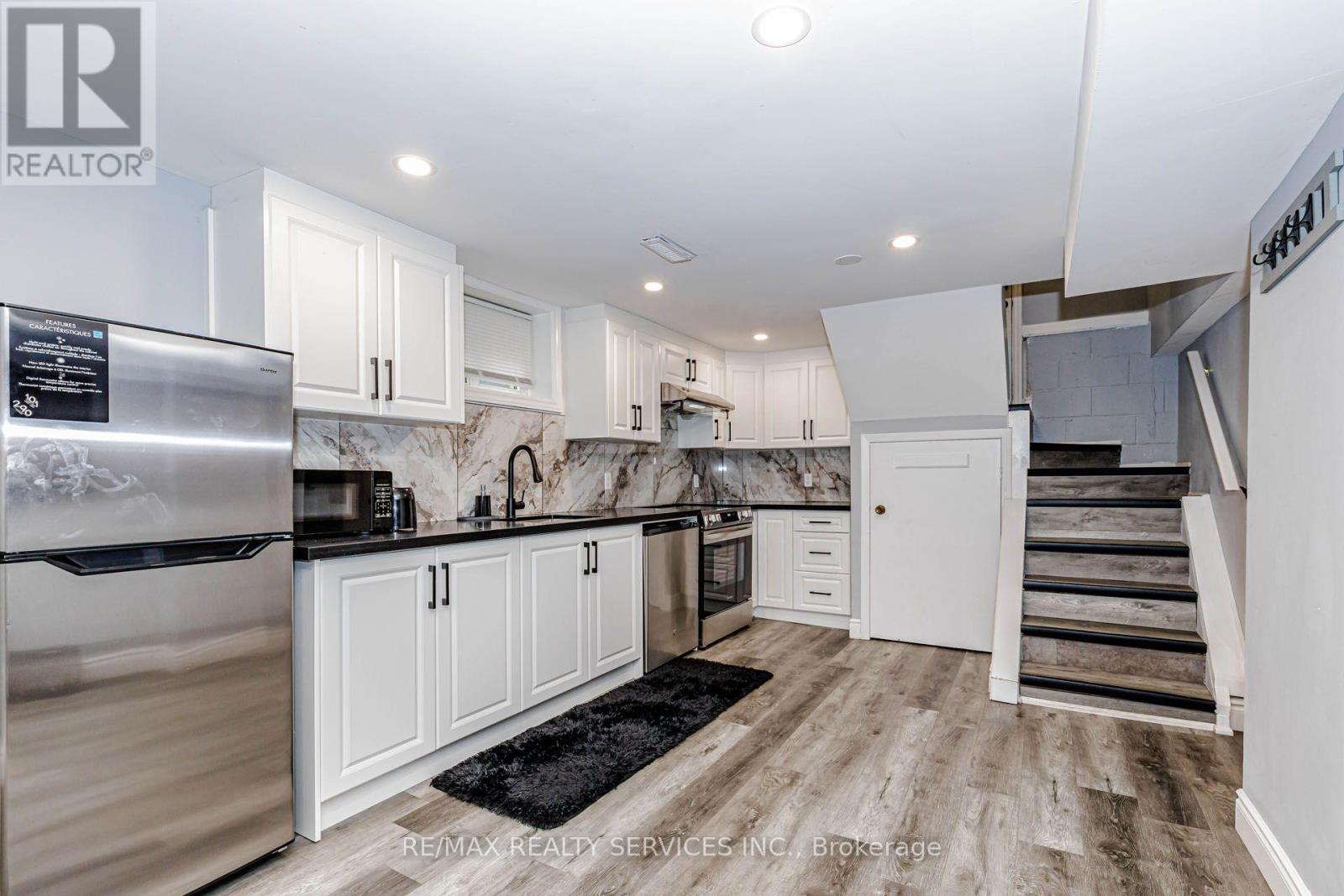 5315 Ontario Avenue, Niagara Falls, ON photo 34