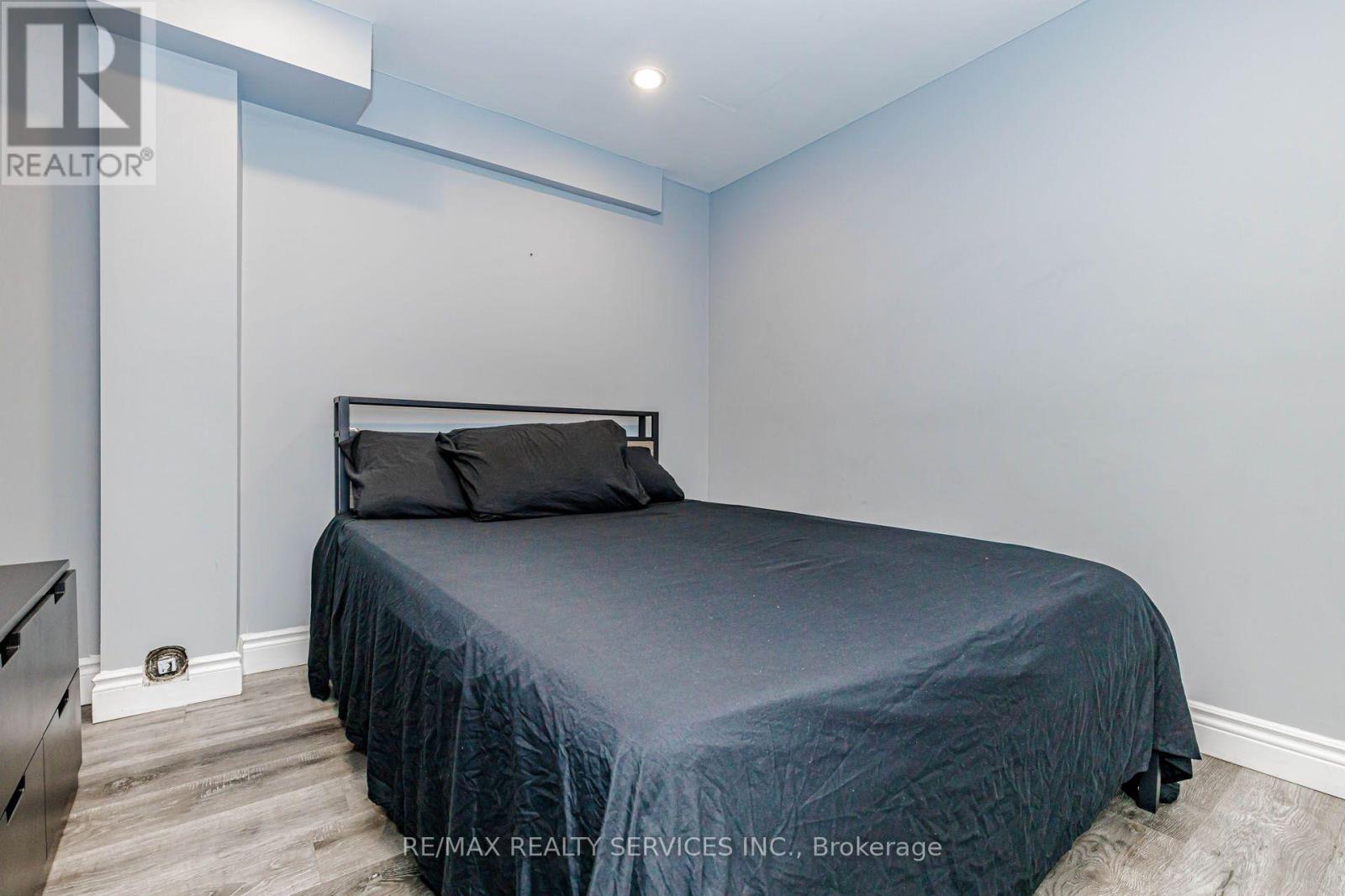 5315 Ontario Avenue, Niagara Falls, ON photo 42