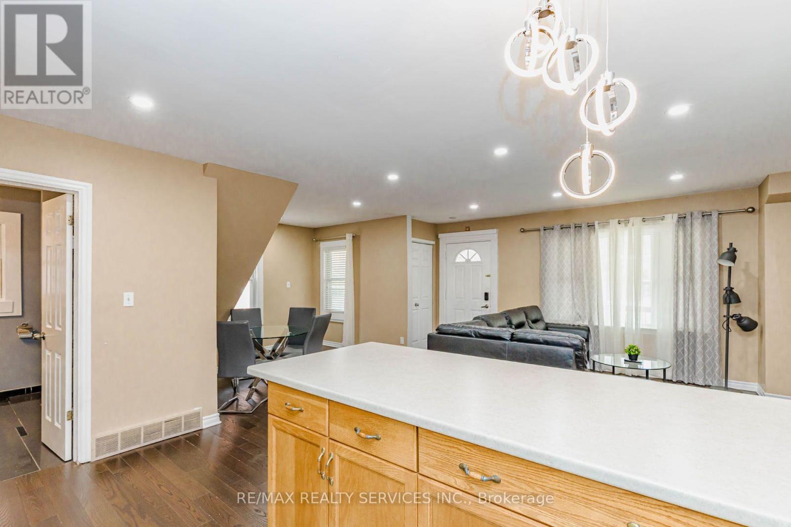 5315 Ontario Avenue, Niagara Falls, ON photo 7