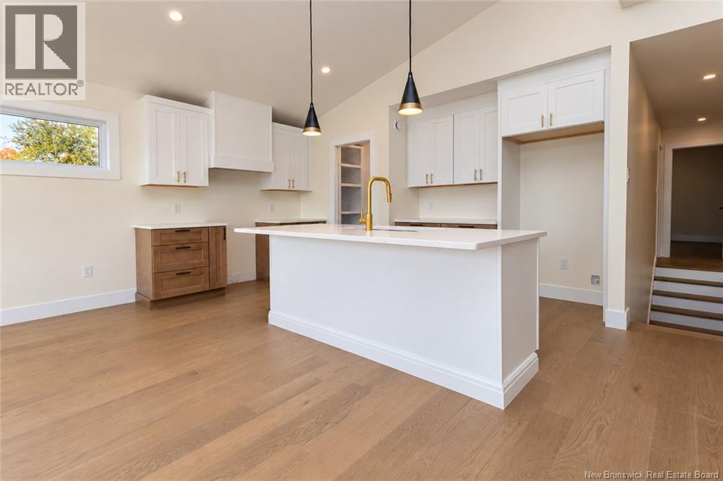 24 Keiran Way - 22