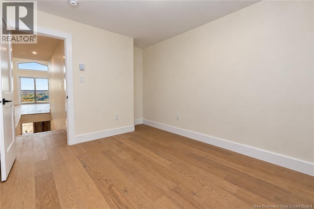 24 Keiran Way - 36