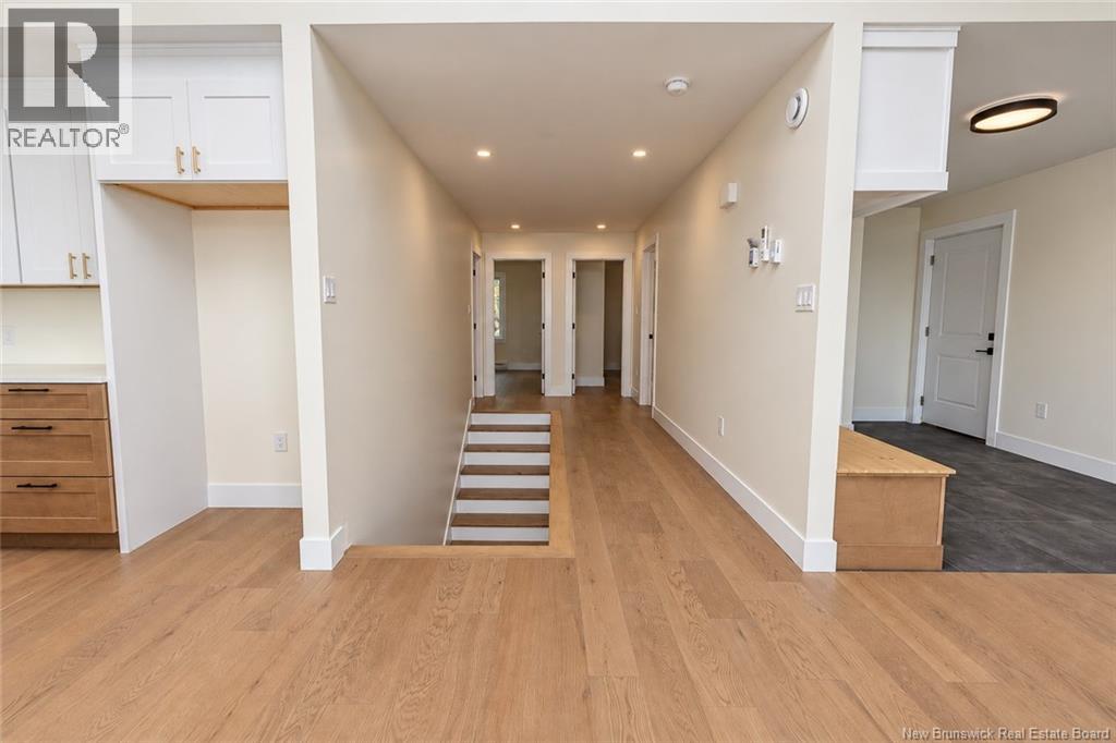24 Keiran Way - 30