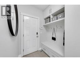 4pc Bathroom - 2030 25 Street Sw, Calgary, AB T3E1X2 Photo 18