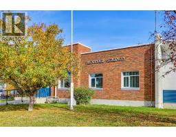 2030 25 Street Sw, Calgary, AB T3E1X2 Photo 45