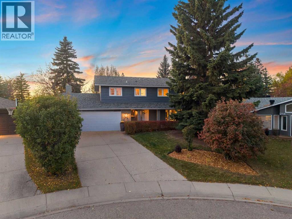216 Lake Erie Place SE