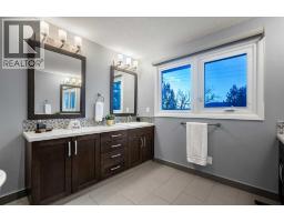 216 Lake Erie Place Se, Calgary, AB T2J2L5 Photo 23