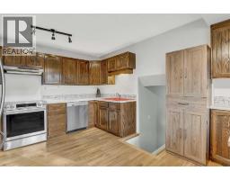 Family room - 9821 76a Avenue, Grande Prairie, AB T8V3Y5 Photo 13