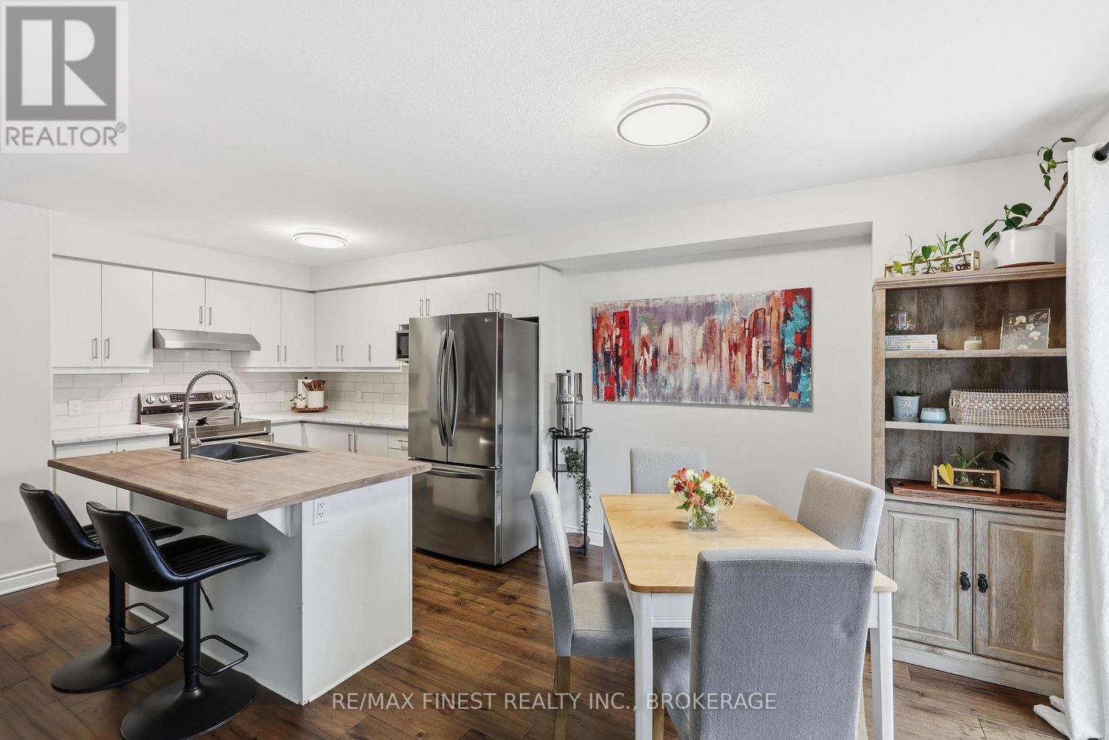 36 Amherst Drive — photo 19