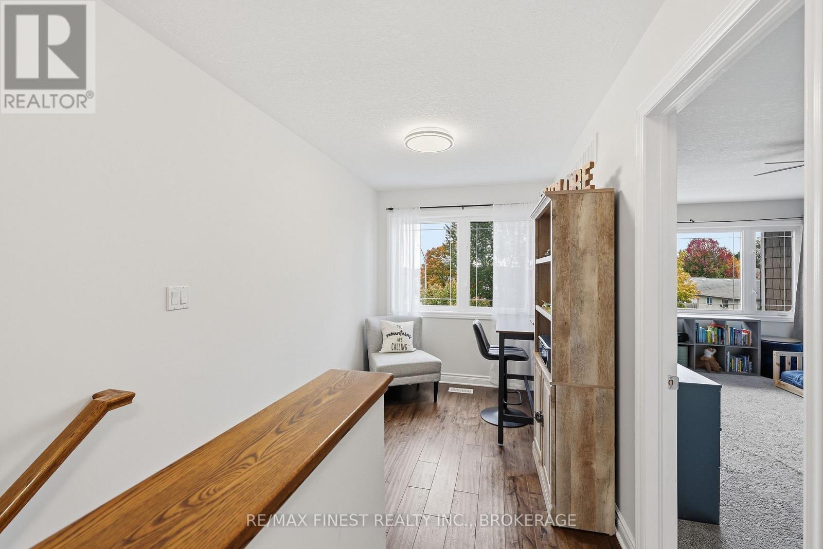 36 Amherst Drive — photo 22